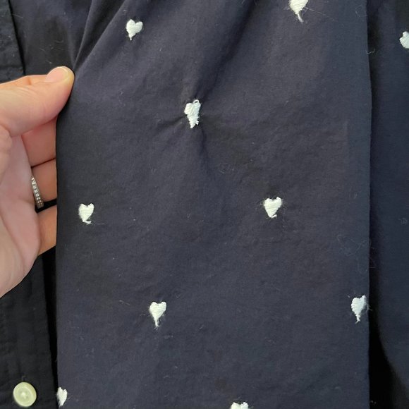 Never-Worn Ann Taylor LOFT Embroidered Heart Button-Down Blouse, Size Small. - Picture 5 of 7
